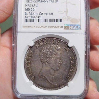 1825年德国拿骚皇冠泰勒大银币 NGC MS66 名家旧藏 发行量仅2000枚！恐怖的品相！