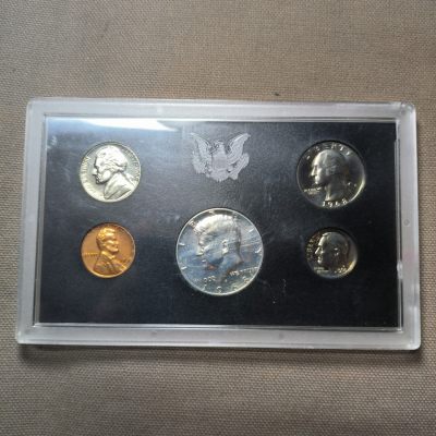 6.3.7美国精制套币，含银币