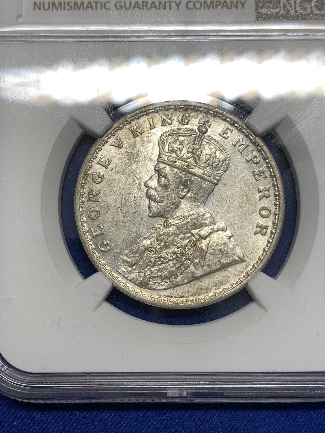 《竞宝斋》第173场-周日，周一2场 (全场包邮) NGC AU58 印度 乔五 1918C 1卢比 银币 底光很不错