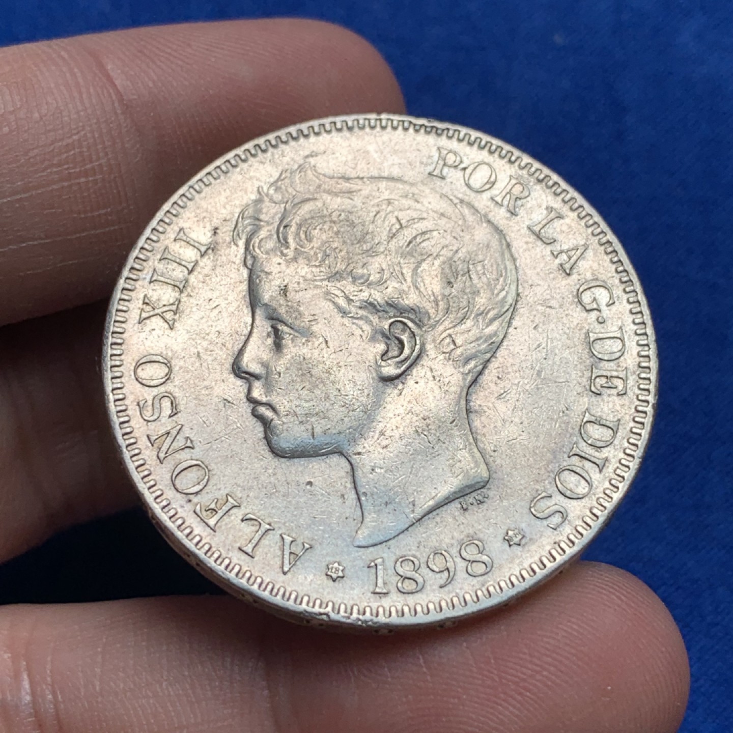 《竞宝斋》第173场-周日，周一2场 (全场包邮) 西班牙 1898 阿方索十三世5比塞塔大银币 细节还不错 背面带点银光