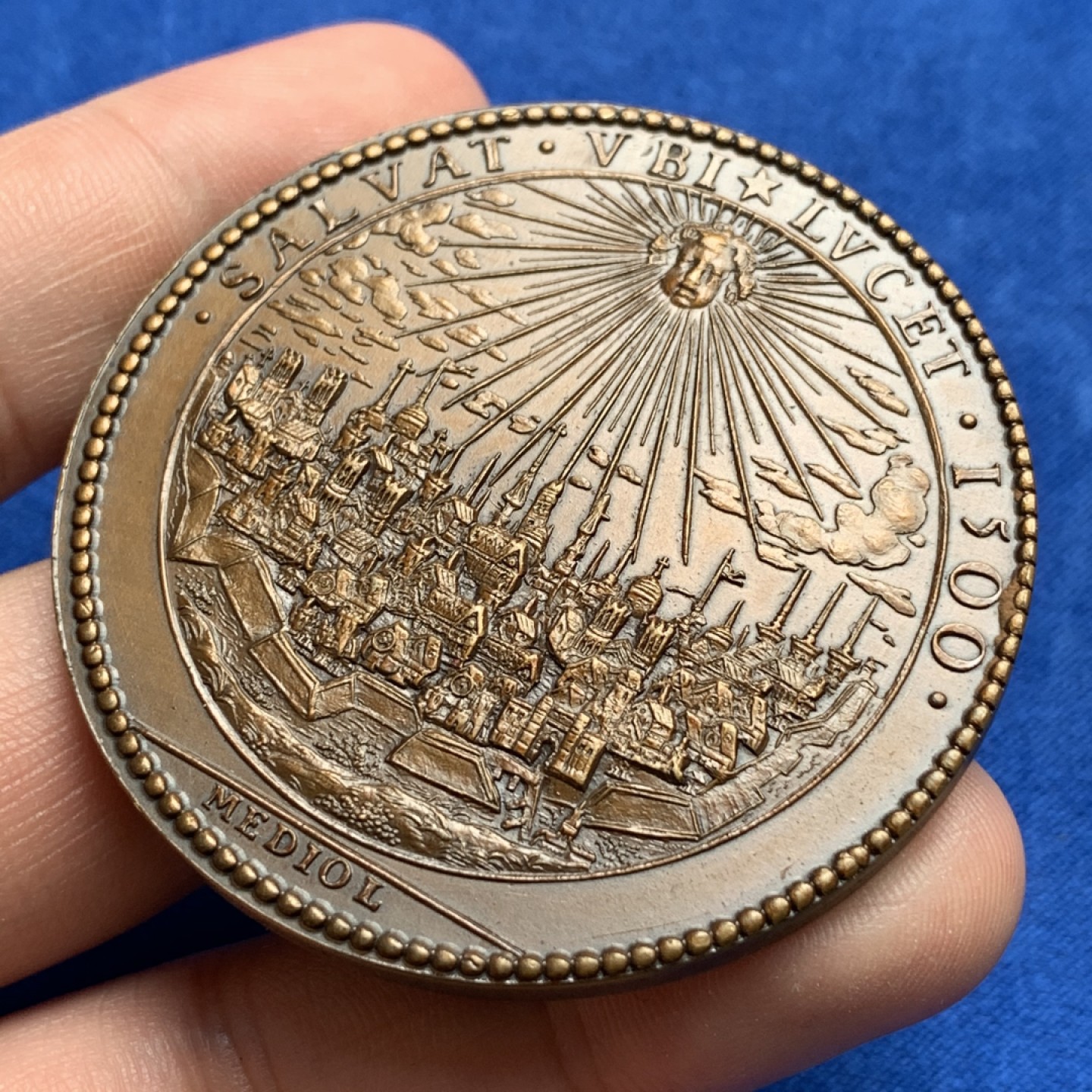 《竞宝斋》第173场-周日，周一2场 (全场包邮) 法国大铜章 丰饶角铜标 高浮雕 直径53.8mm  76克 早期后铸