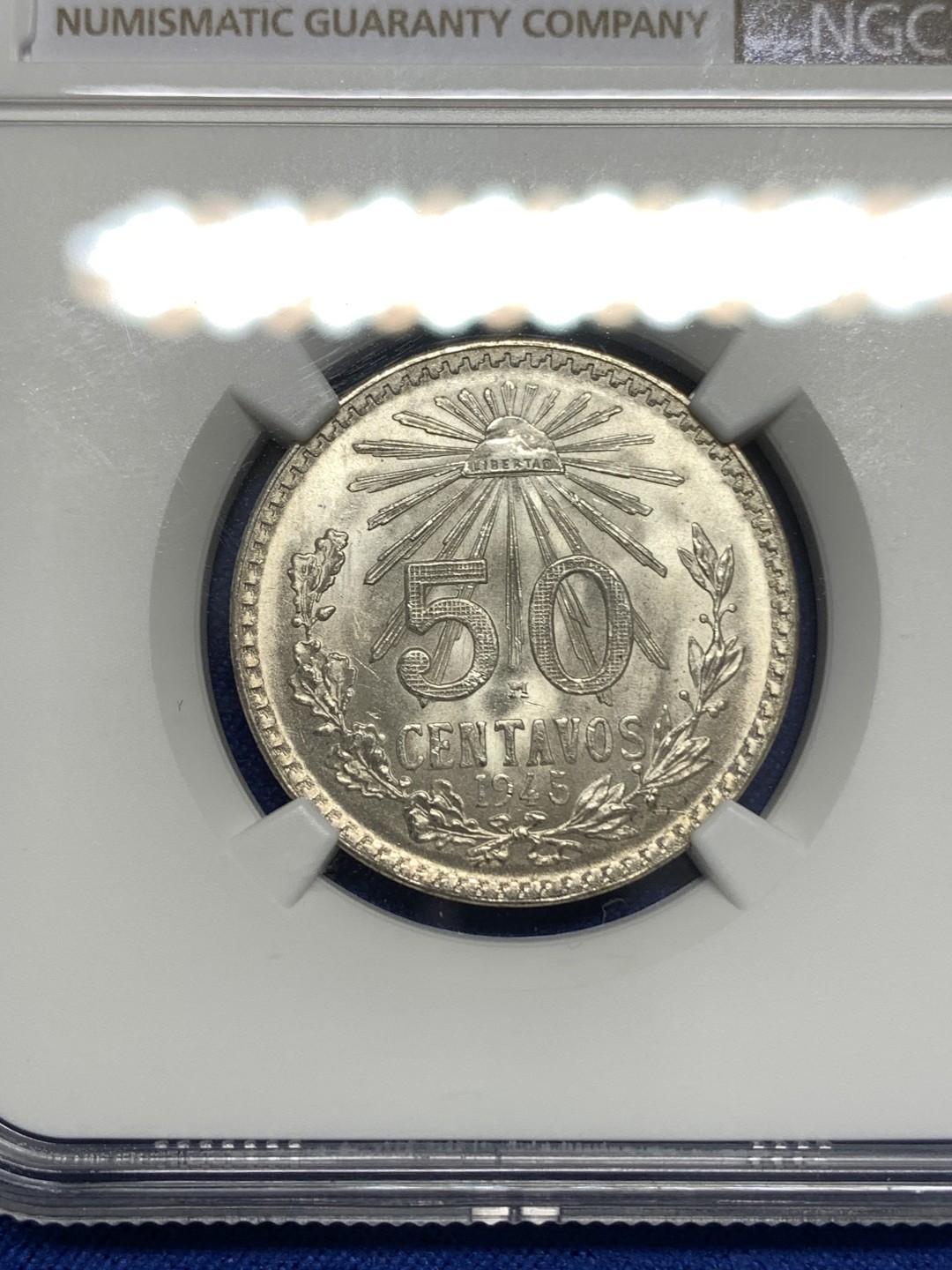 《竞宝斋》第173场-周日，周一2场 (全场包邮) NGC MS67 墨西哥 银币 1945年 50分 原光