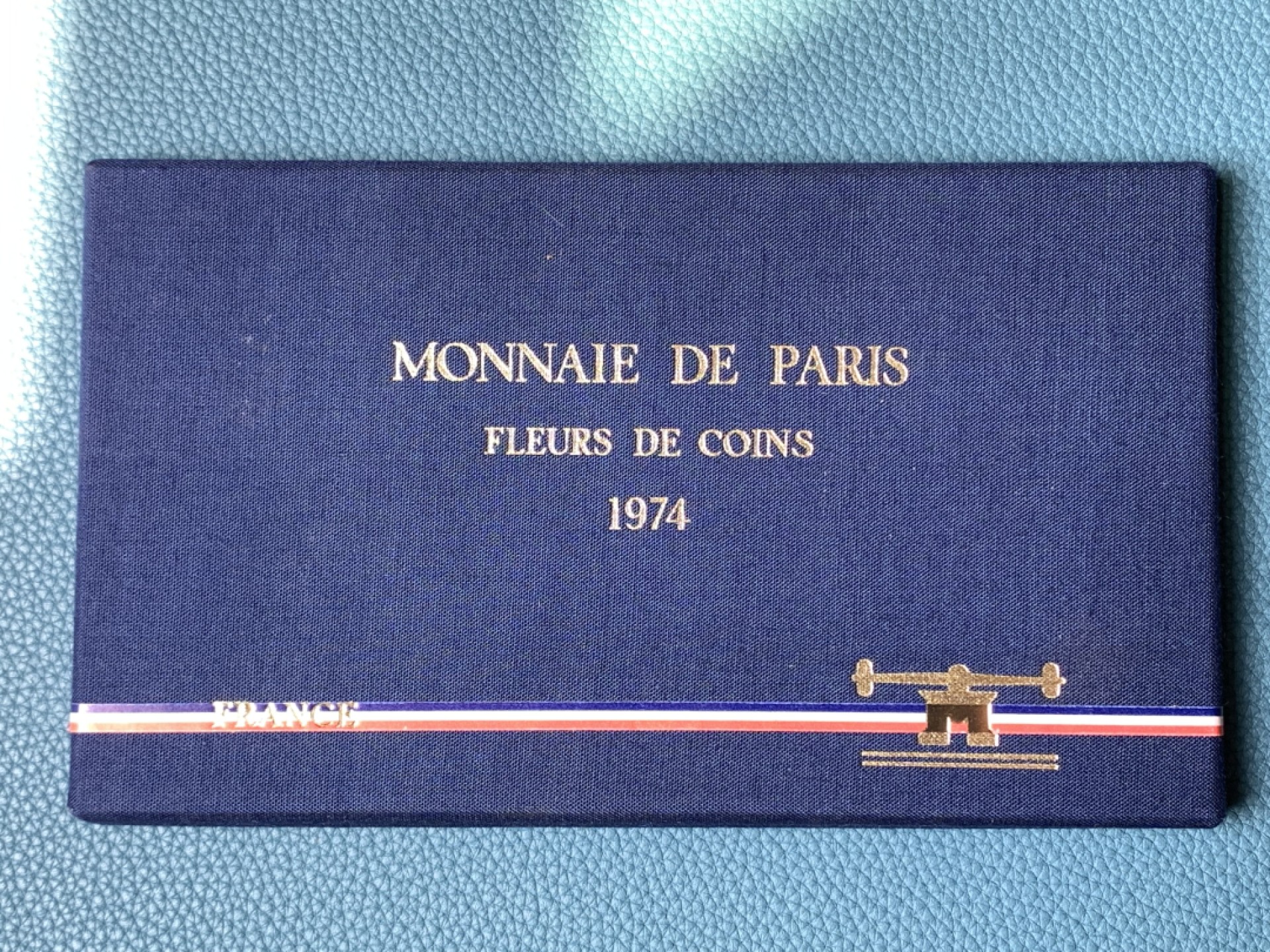 《竞宝斋》第173场-周日，周一2场 (全场包邮) 法国1974年 九枚套 大力神50法郎套币 造币厂封装状态一流
