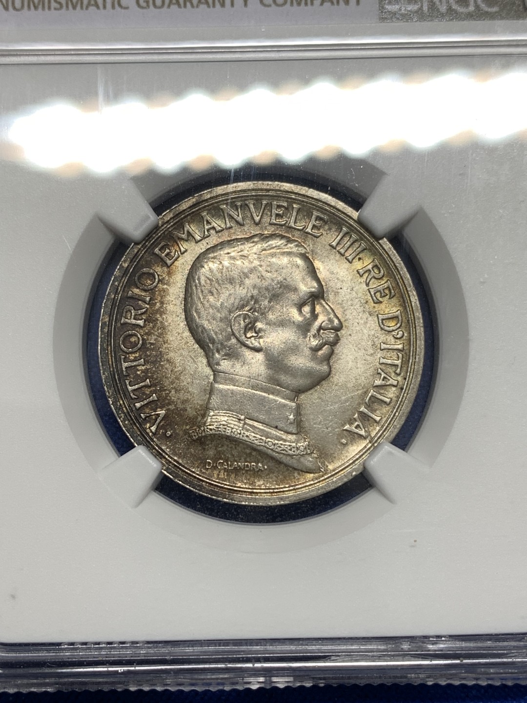 《竞宝斋》第173场-周日，周一2场 (全场包邮) NGC-MS63 意大利1914年马车二里拉银币 月牙好彩