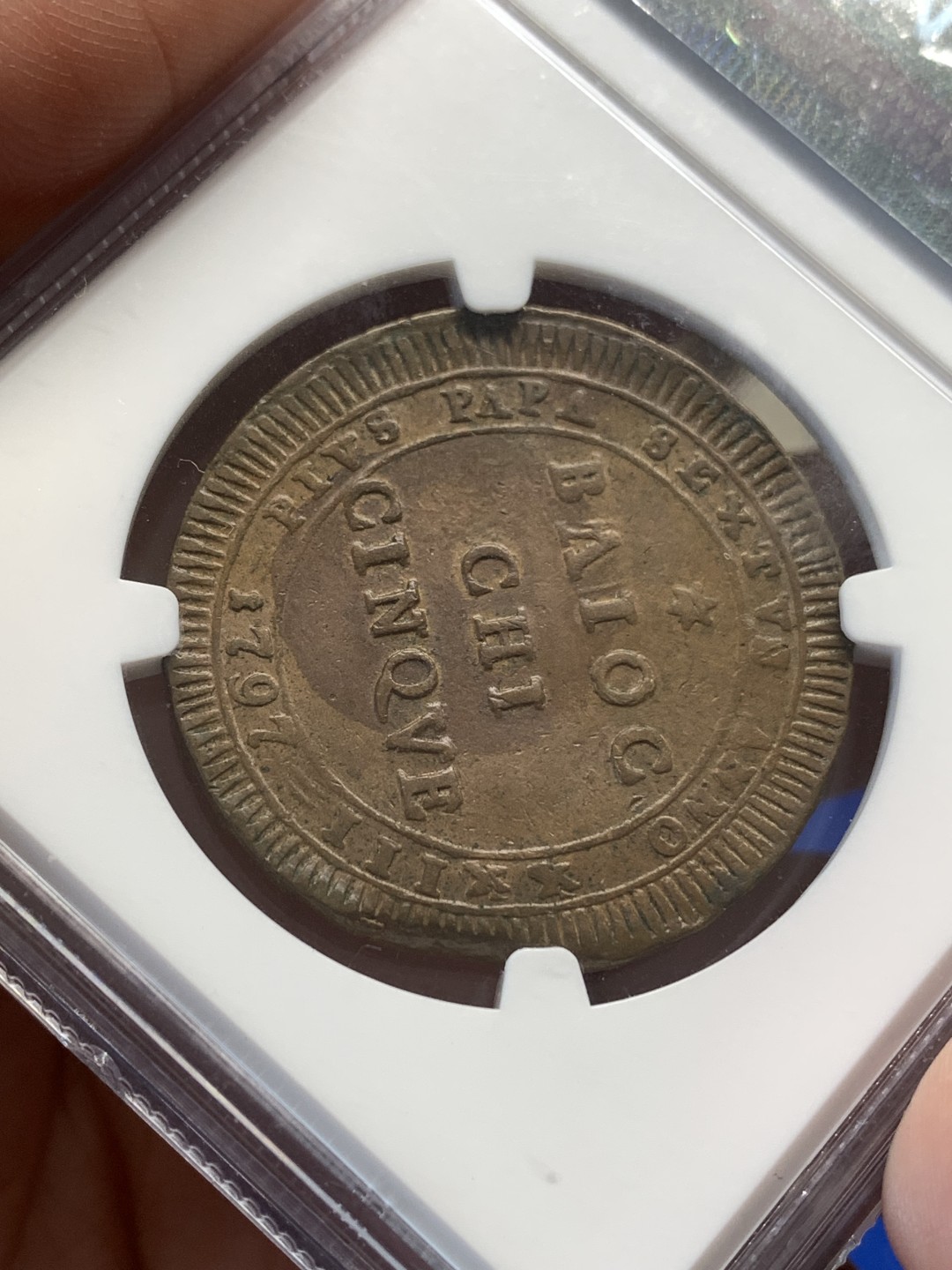 《竞宝斋》第173场-周日，周一2场 (全场包邮) NGC AU50BN 教皇国1797年 5贝阿科圣母像大铜币 罕见品种 xf品书价125美元 更高分仅6枚 圣母神态雍容 状态出色 老N盒严评