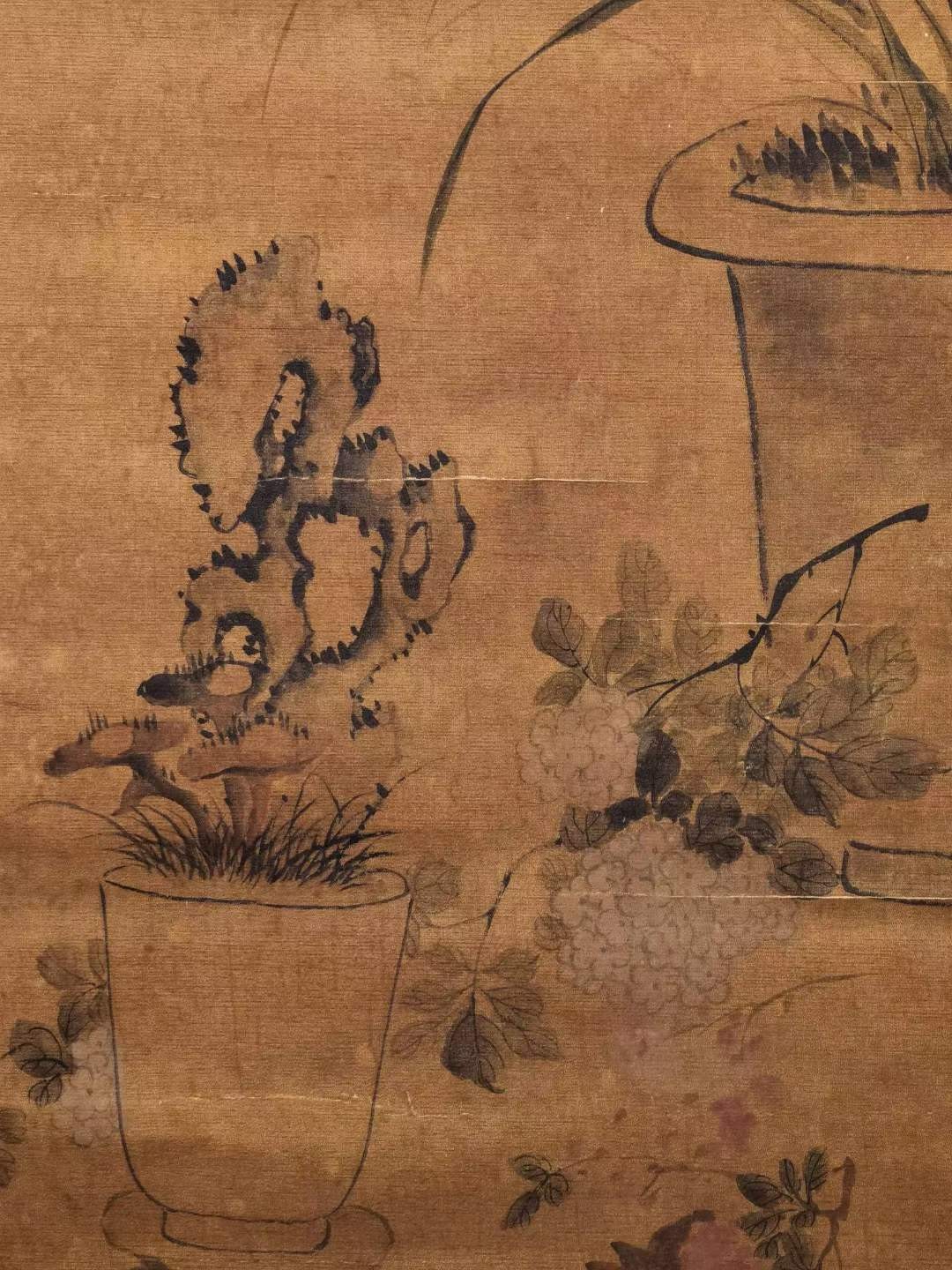 王毂祥绢本花草图立轴。王毂祥，明朝画家。王谷祥， 汉族，字禄之，号酉室，明朝长洲人。 王毂祥绢本花草图立轴。王毂祥，明朝画家。王谷祥， 汉族，字禄之，号酉室，明朝长洲人。