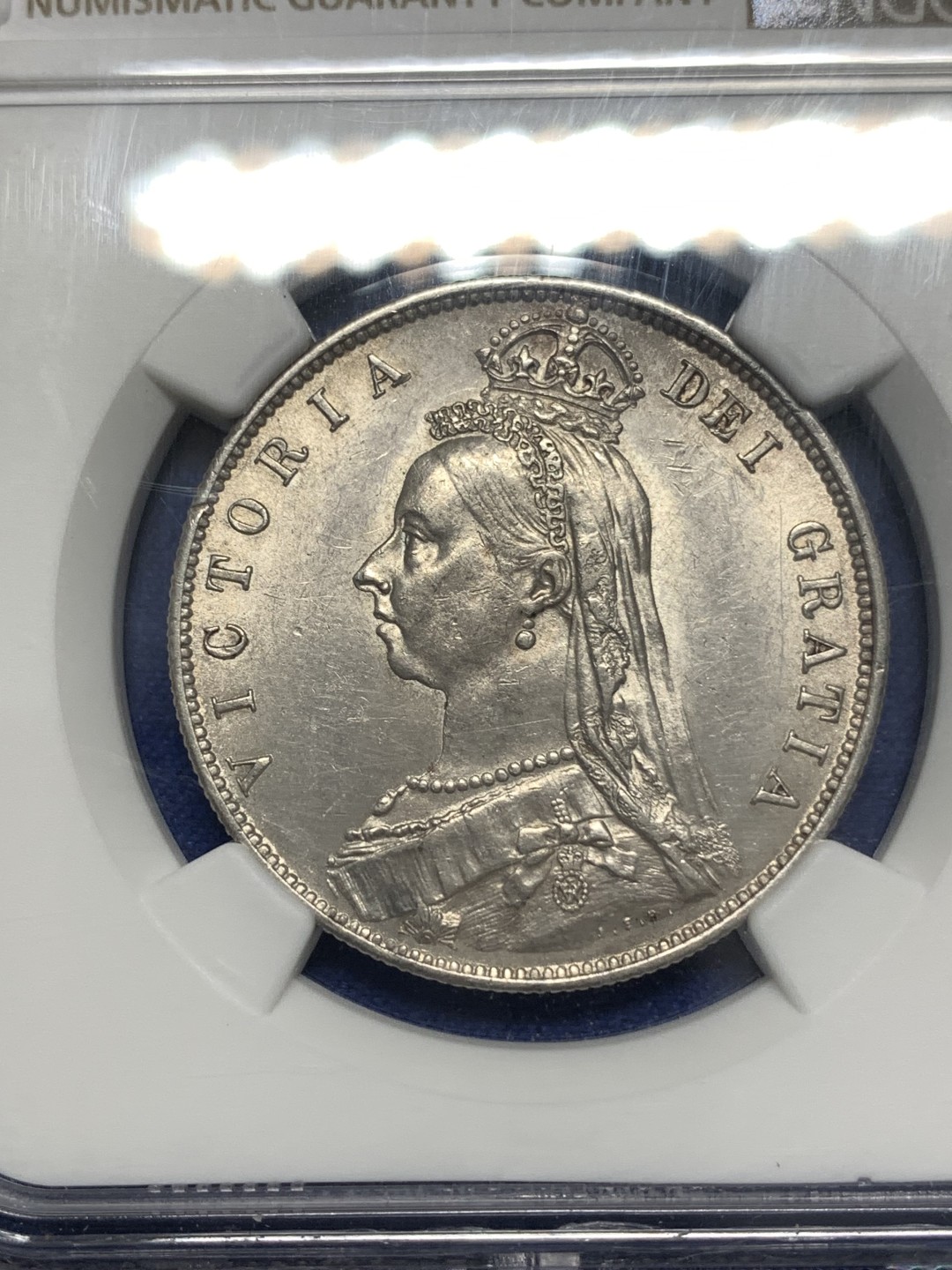 《竞宝斋》第173场-周日，周一2场 (全场包邮) NGC-MS62 英国 1887年 维多利亚 高冠 1/2克朗 半克朗 淡彩