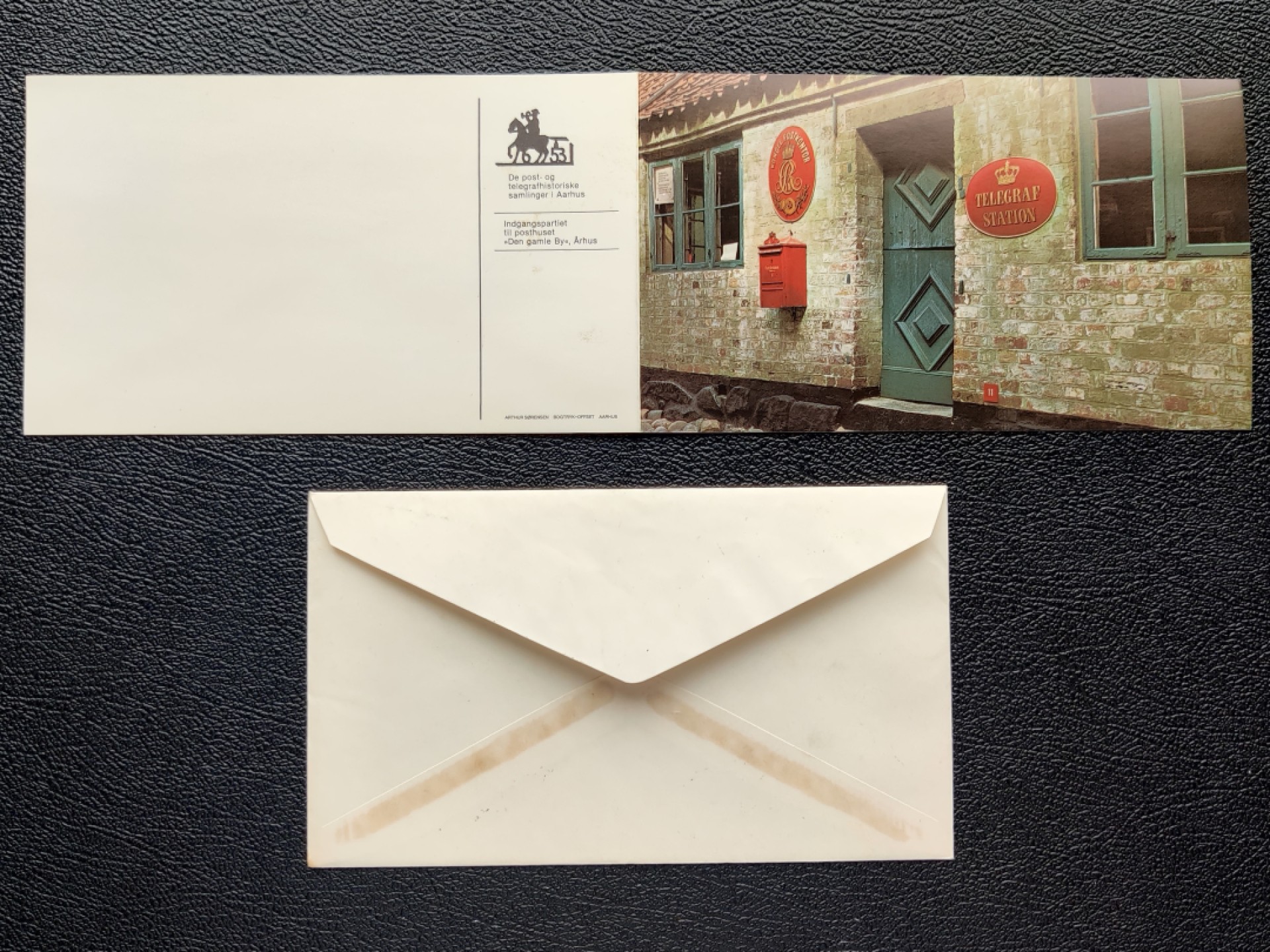 洪涛臻品批发群  精选邮票限时拍卖第二百九十二期 丹麦1984首日实寄封 二战诺曼底登陆40周年/迫击炮雕塑 邮票雕刻大神斯拉尼亚精美雕刻版 带邮局发行资料册子
