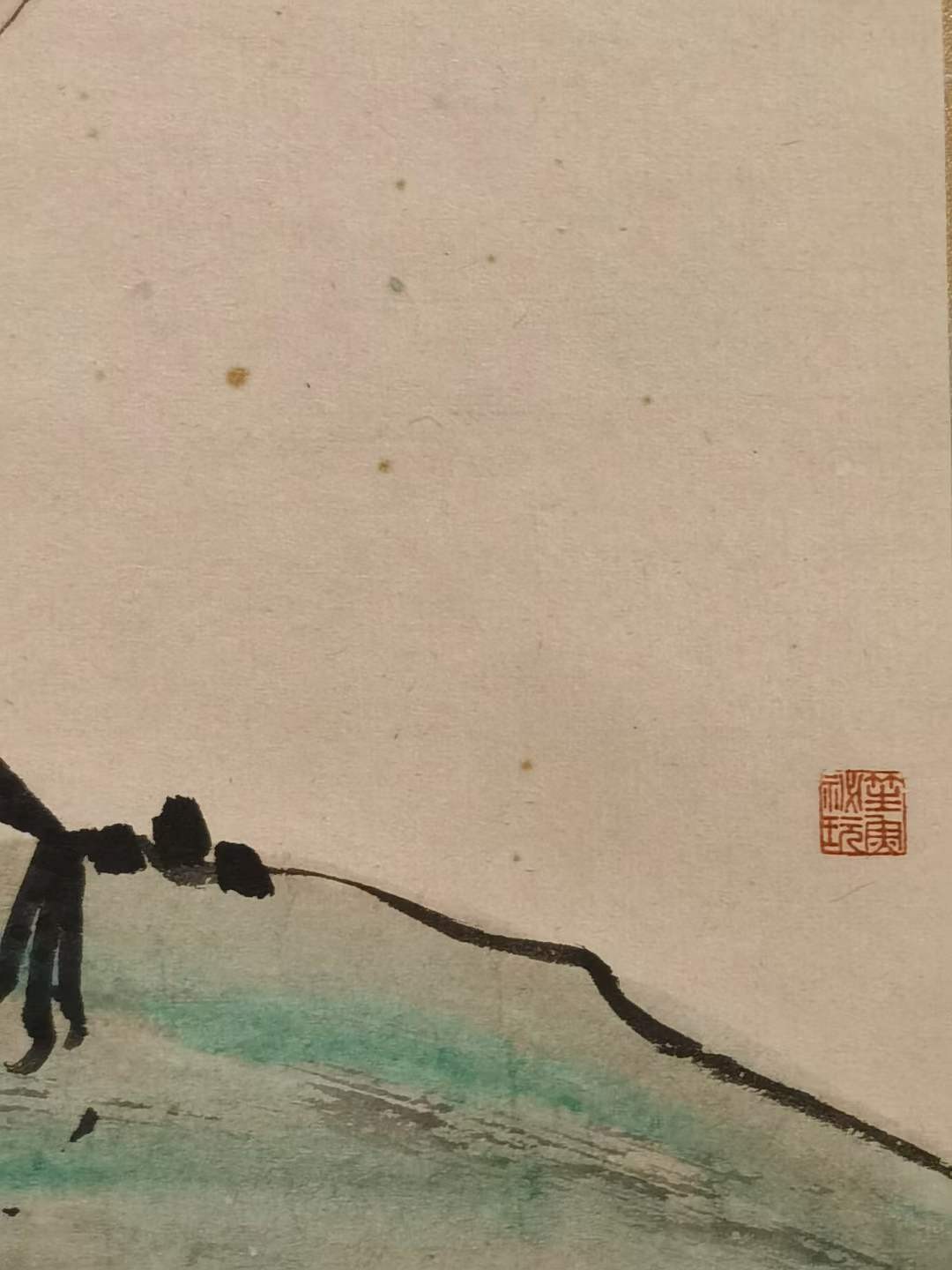 马万里纸本松鹤图立轴。马万里(1904~1979)，原名瑞图，他在诗词、绘画、书法方面有十分突出的艺术造诣，其中以花鸟画作品闻名于世。 马万里纸本松鹤图立轴。马万里(1904~1979)，原名瑞图，他在诗词、绘画、书法方面有十分突出的艺术造诣，其中以花鸟画作品闻名于世。