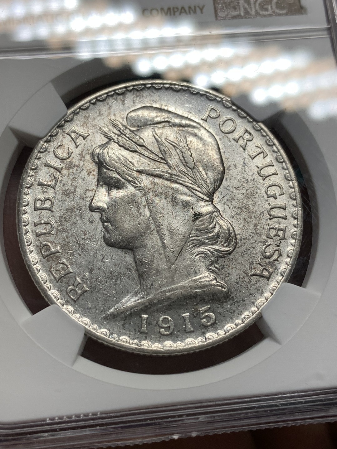 《竞宝斋》第174场-周日，周一2场 (全场包邮) NGC-UNC 葡萄牙 1915年 1埃斯库多大银币