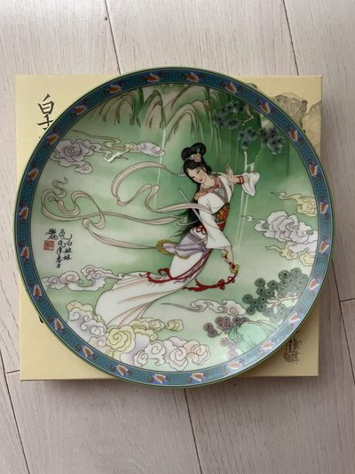 欧美回流精选 - 美国回流皇家景德镇瓷器-神话故事白娘娘