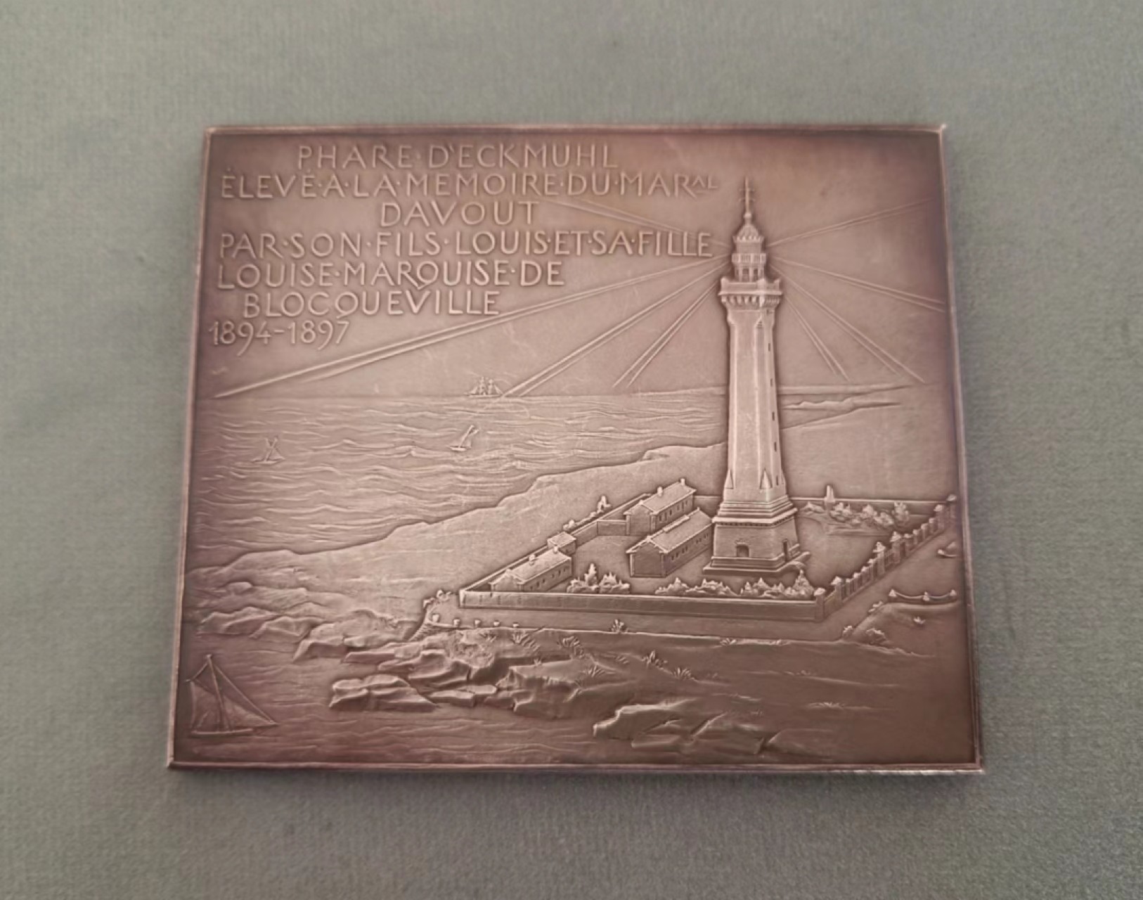 圣牌，代币，章牌专场十四期 1897年纪念达武元帅镀银铜章，7x6cm，雕刻师Chaplain 