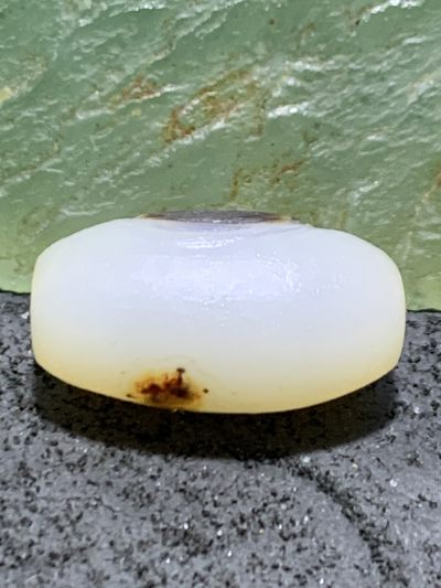 精美亚光高玉化海洋玉髓手工俏色巧雕小鸡桶珠一个！ - 精美亚光高玉化海洋玉髓手工俏色巧雕小鸡桶珠一个！
