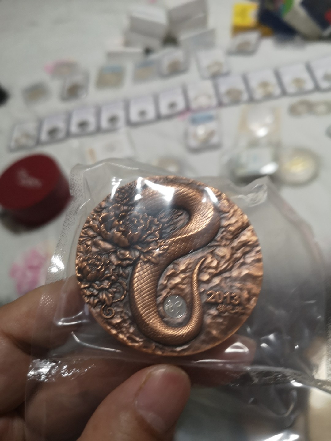 长老汇第4场现代币拍卖 中国2013蛇年铜章