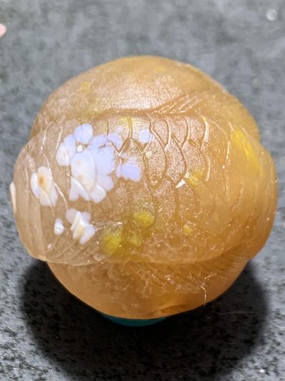 精美冰飘亚光战国红玛瑙手工俏色巧雕龙鱼随形珠一个 精美冰飘亚光战国红玛瑙手工俏色巧雕龙鱼随形珠一个