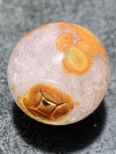 精美亚光冰飘战国红玛瑙手工雕刻马上有钱随形珠一颗！ 精美亚光冰飘战国红玛瑙手工雕刻马上有钱随形珠一颗！