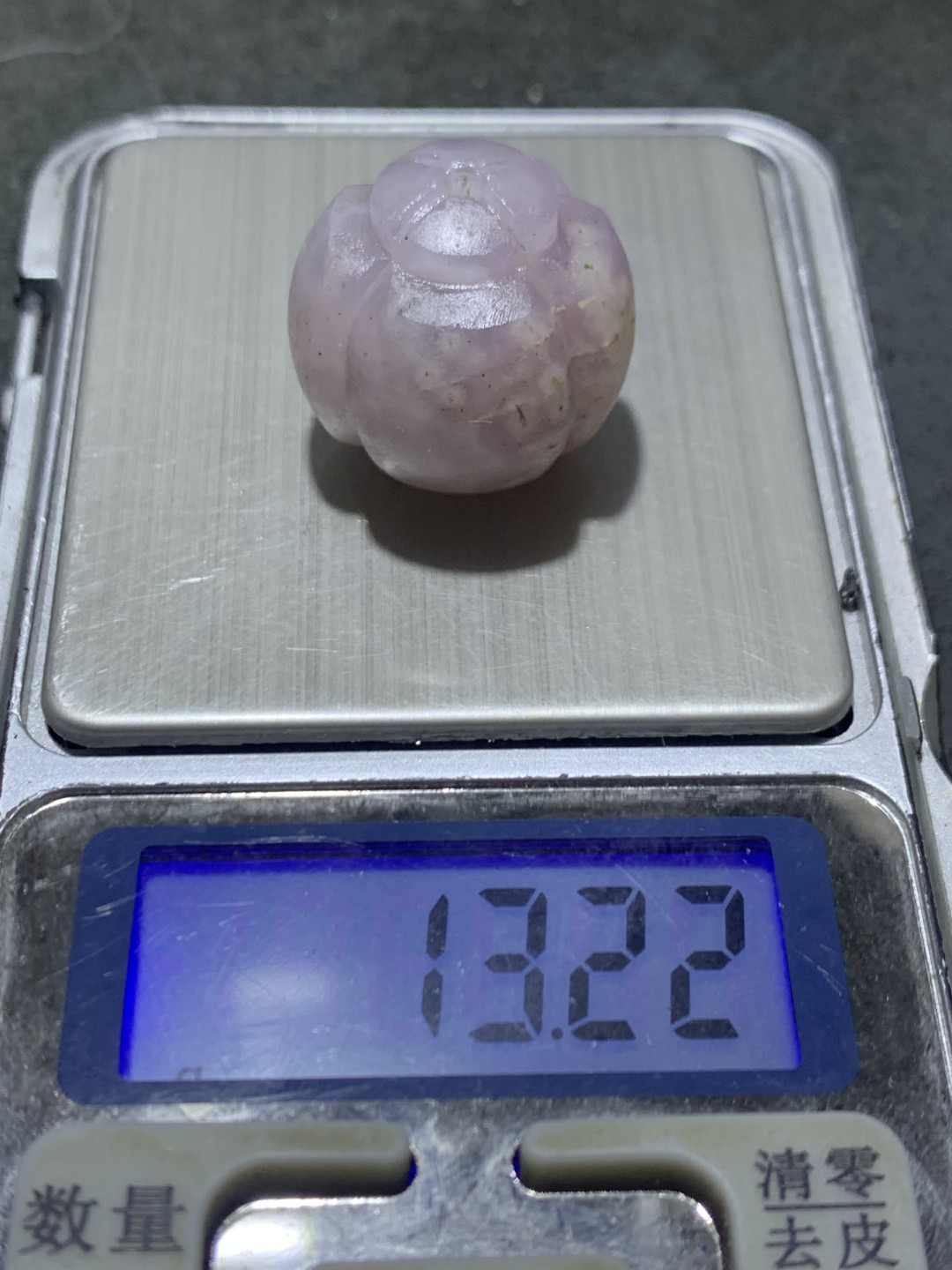 精美亚光紫罗兰料满冰飘战国红玛瑙手工雕刻四棱南瓜灯笼珠一颗！，