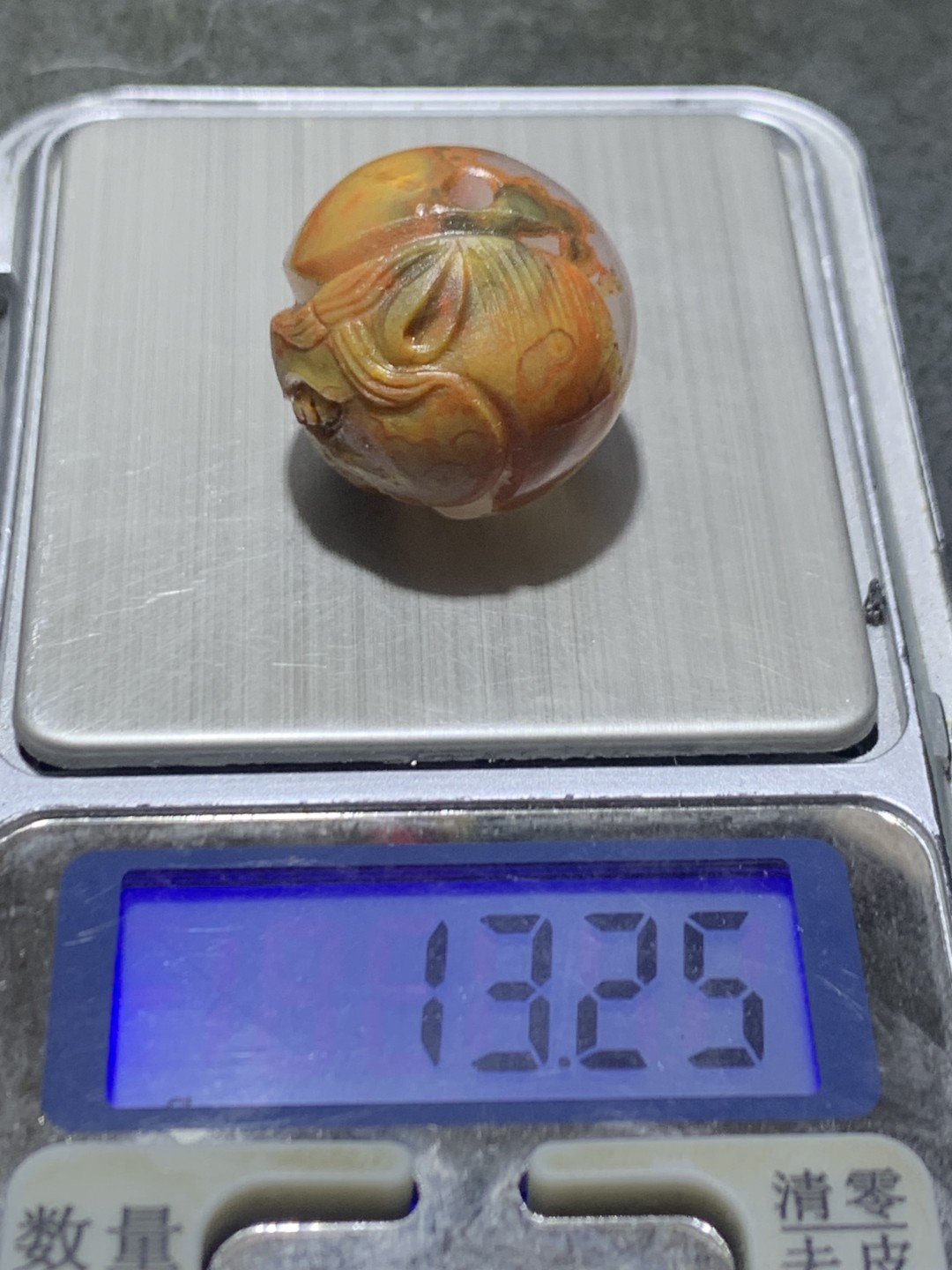 精美亚光冰飘战国红玛瑙手工雕刻马上有钱随形珠一颗！