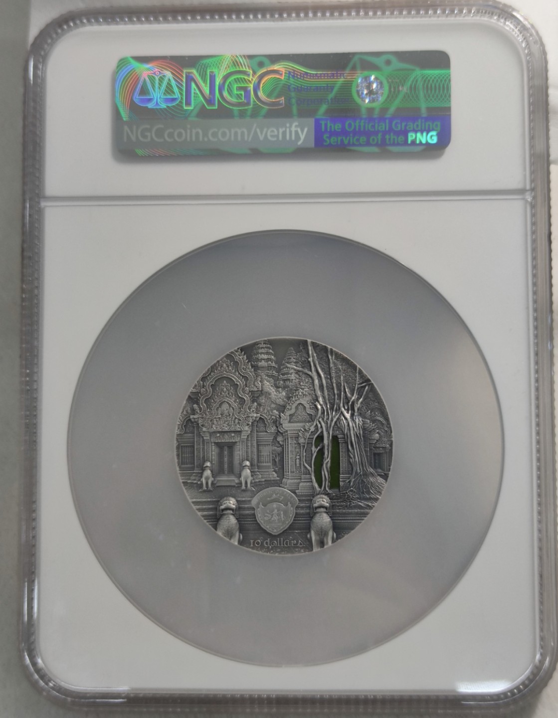 全新帕劳 2019年 蒂凡尼艺术2盎司银币 蓝标首期 NGC70分满分， 柬埔寨吴哥窟，带全新原盒原证，非常漂亮！