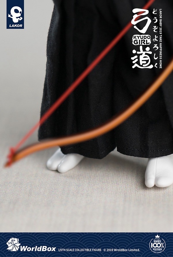 零元拍：Lakor Baby 011 1/6 弓道少女 Kyudo Girl 可动人偶，全新无拆。