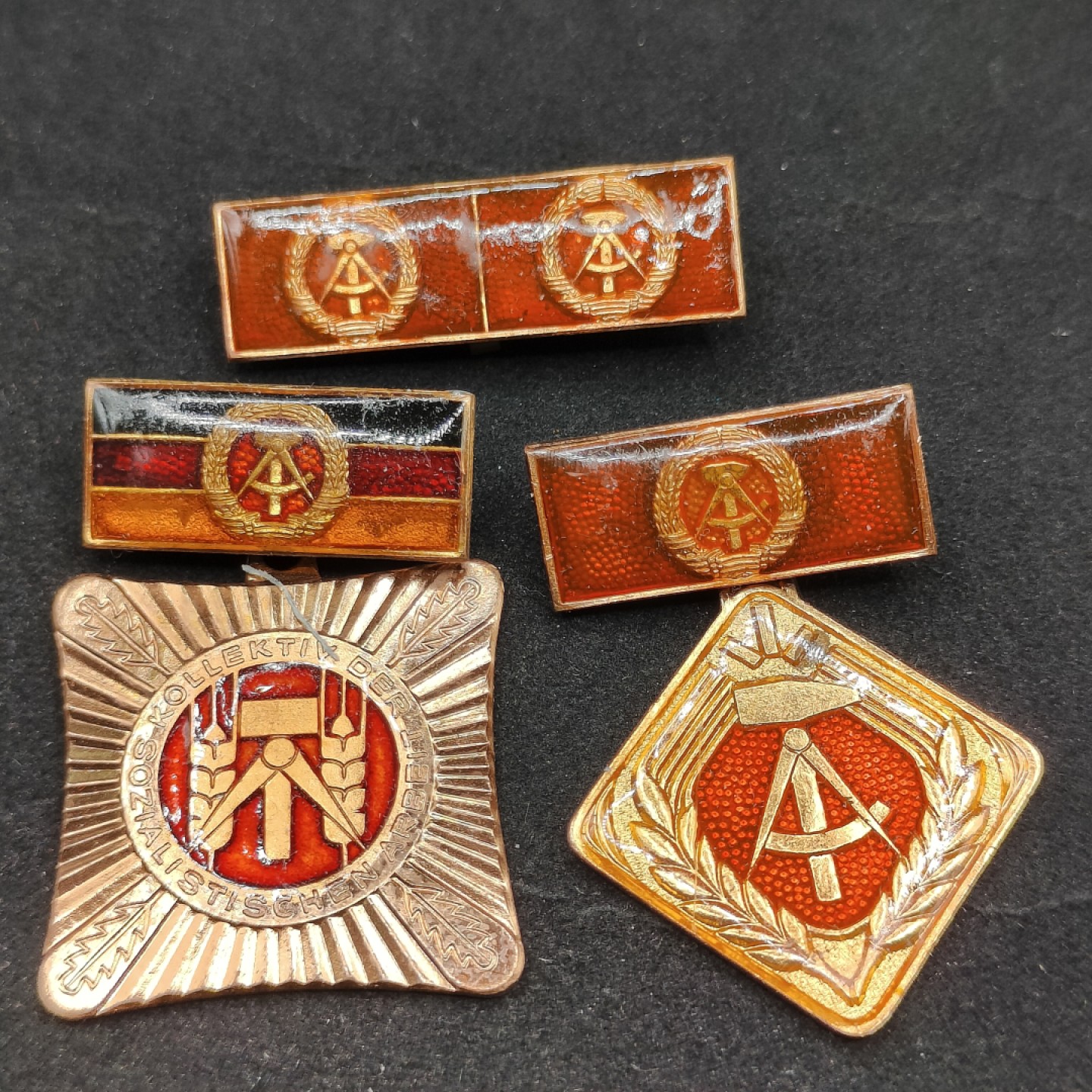 全场0元起拍 第66期 咸鱼国勋章拍卖专场 6月21日（周三）下午6：00开始 东德劳动奖章一组