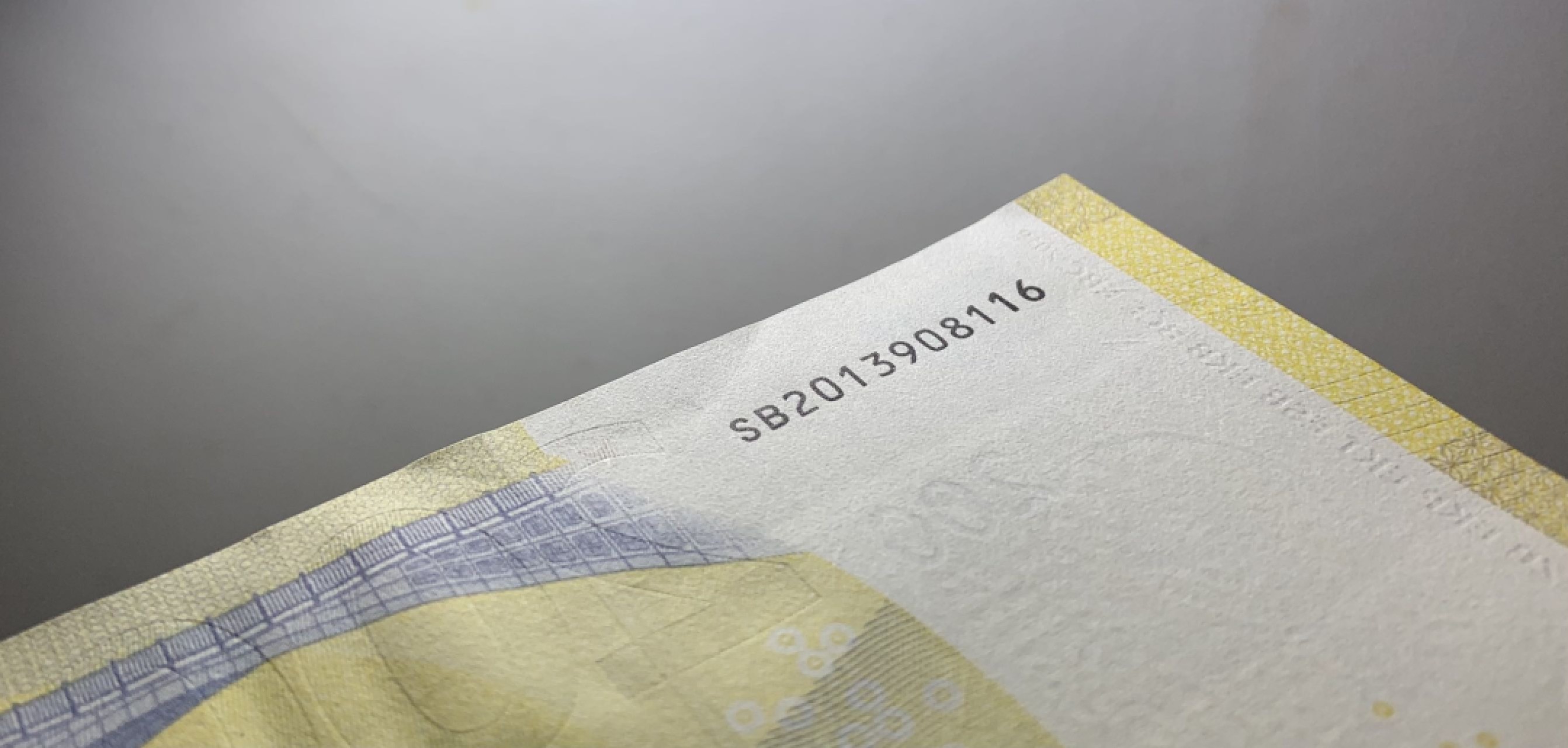 收藏联盟Quantum Auction 第267期拍卖  欧盟国家意大利2019年200欧元 品相UNC 号码全程无457 上边缘微瑕