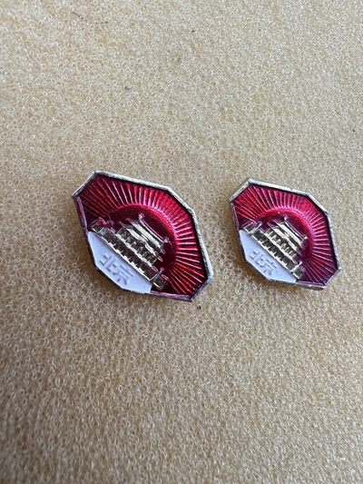 为人民服务北京天安门像章单枚价格 为人民服务北京天安门像章单枚价格