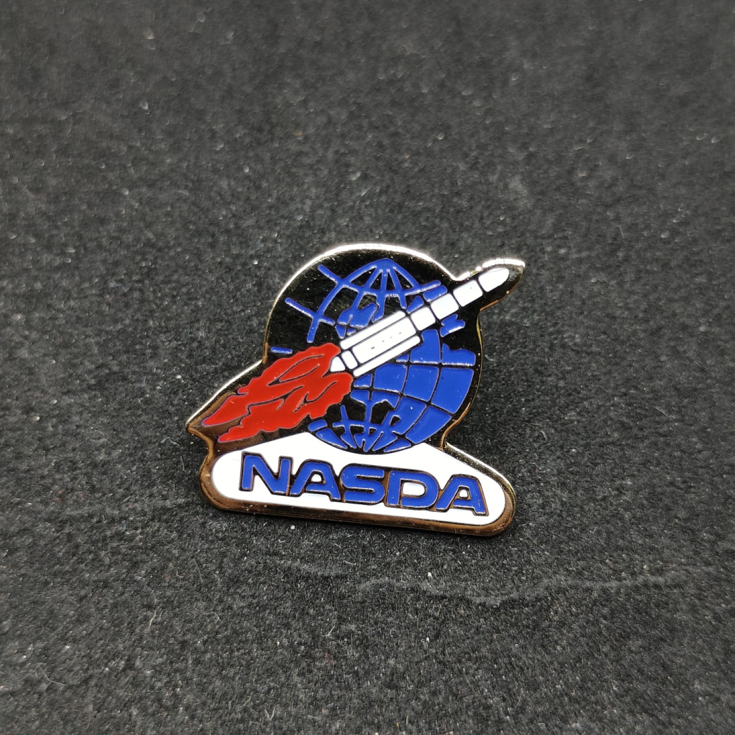 全场0元起拍 第66期 咸鱼国勋章拍卖专场 6月21日（周三）下午6：00开始 稀有 日本宇宙航空研究开发机构徽章