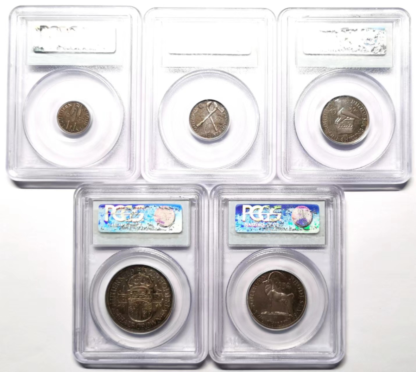 凡希社世界钱币微拍第二百四十二期 荐！1932英属南罗得西亚乔五精铸PS五枚套PCGS-PF64均匀紫罗兰彩见细节图！