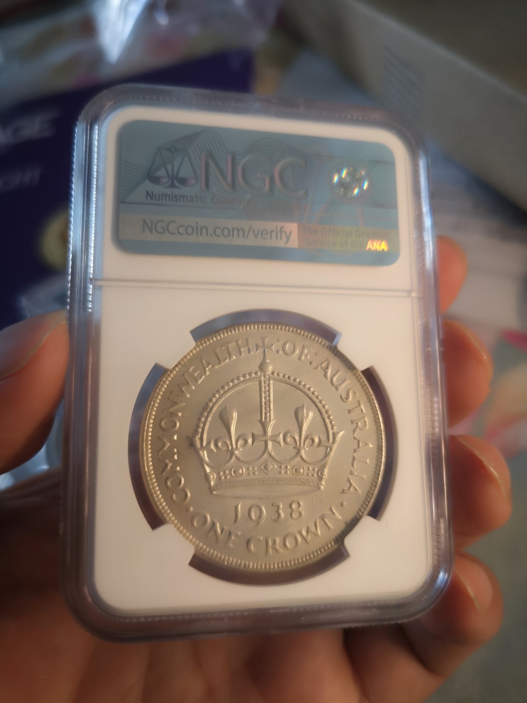 长老汇第6场老银币拍卖 澳大利亚1938乔治六世1克朗大银币，NGC AU58，38年比37年发行量少了很多，克书38年XF40标价175美金