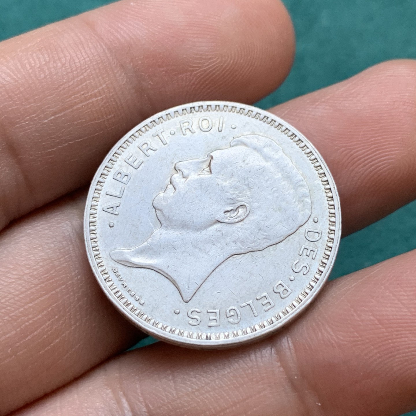 《竞宝斋》第175场-周日，周一2场 (全场包邮) 比利时1934年三任国王阿贝尔一世头像20法郎银币。680银，直径28mm，重量11g