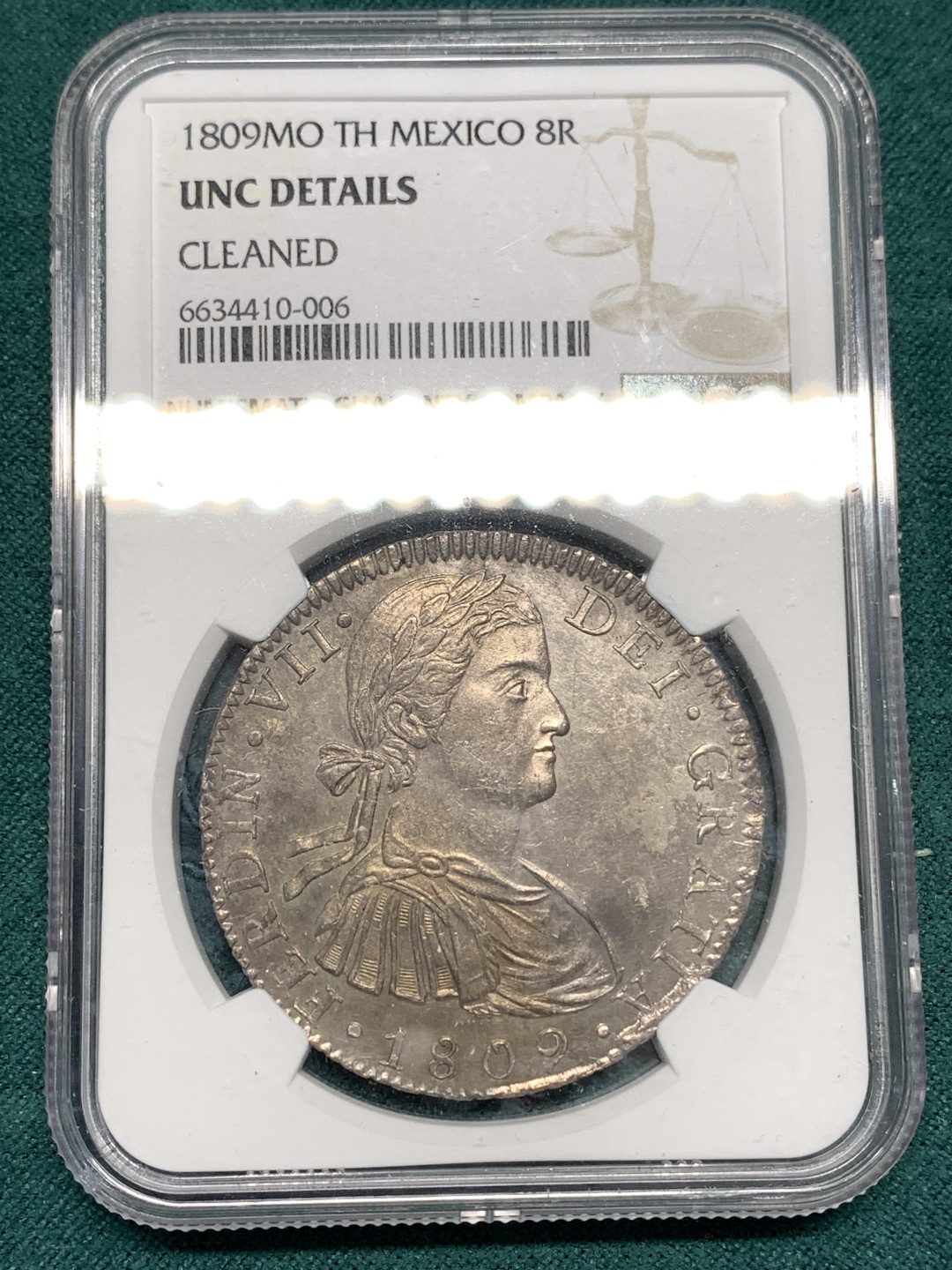 《竞宝斋》第175场-周日，周一2场 (全场包邮) NGC UNC 墨西哥 1809 费七 戎装版 臆造头像 8R 双柱大银币 双面深打 光度好