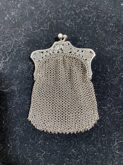 万国钱币拍卖第010期（端午仲夏之夜） - 19世纪法国兰斯银制零钱袋，30g