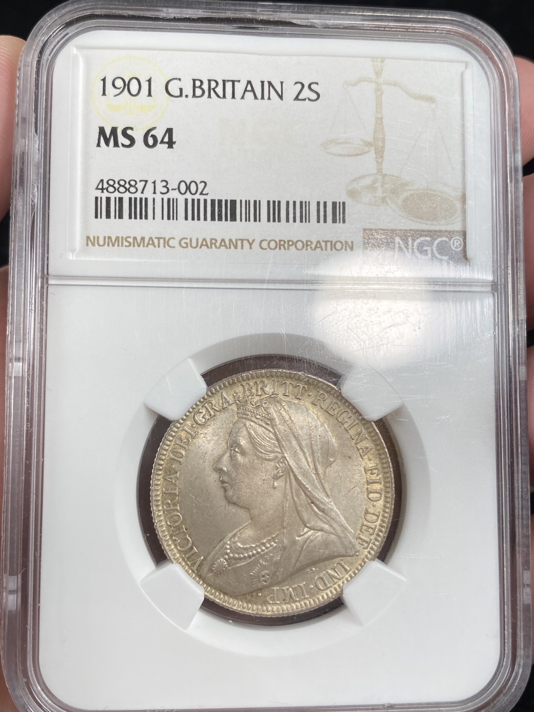 万国钱币拍卖第010期（端午仲夏之夜） NGC MS64 1901年英国维多利亚批纱2先令，好品少见，英系玩家必备。
