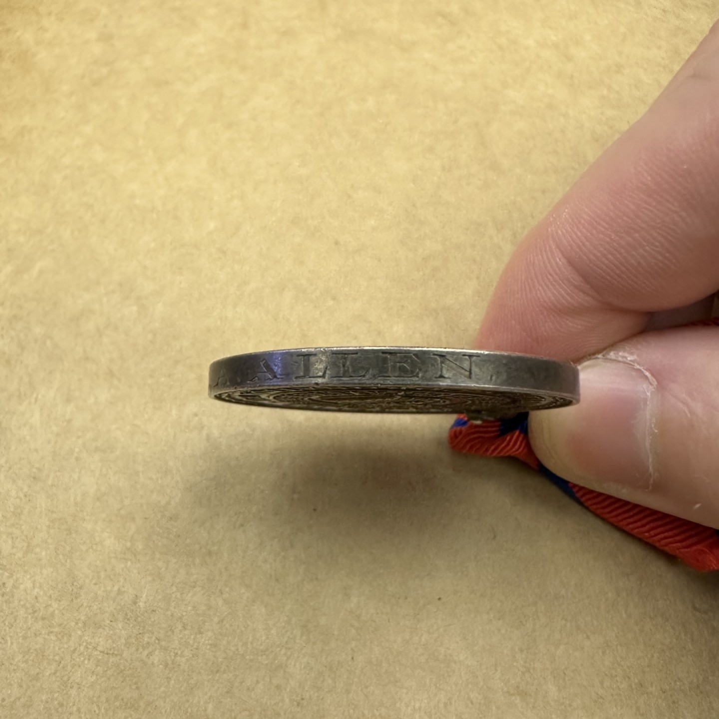 勋章奖章交易所6.24拍卖 英国乔治五世加冕奖章，大都会警察版，银质