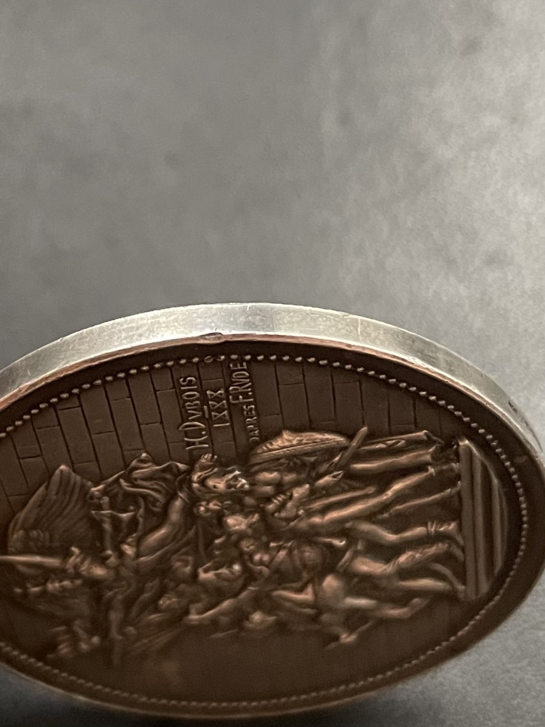 欧洲章牌-拍卖第25场 H.Dubois～1897年法国《马赛曲》雕塑银奖章 直径：41 mm ，34 g