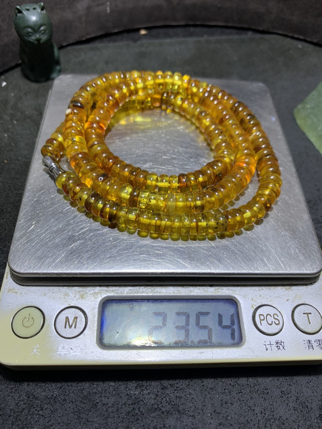 天然乌料蜜蜡隔片项链1条