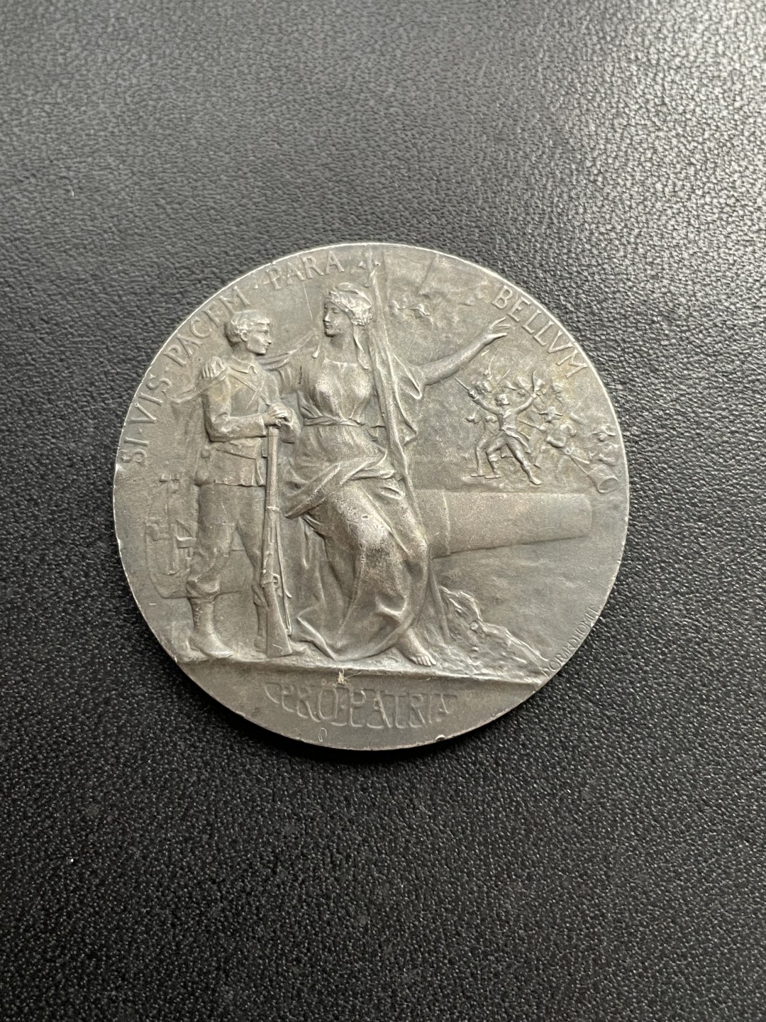 欧洲章牌-拍卖第25场 P.Grandhomme～法国一战战备银奖章 直径：36 mm ，23.1 g