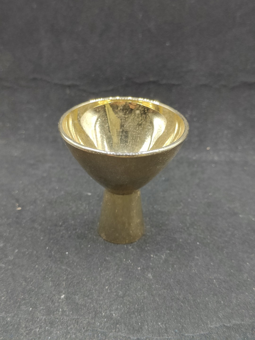 全场0元起拍 第67期 咸鱼国勋章拍卖专场 6月25日（周日）下午6：00开始 日本24k镀金高脚杯