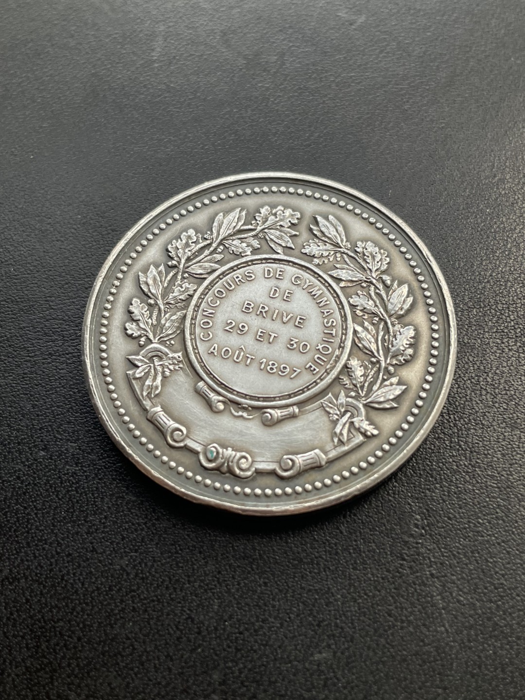 欧洲章牌-拍卖第25场 H.Dubois～1897年法国《马赛曲》雕塑银奖章 直径：41 mm ，34 g