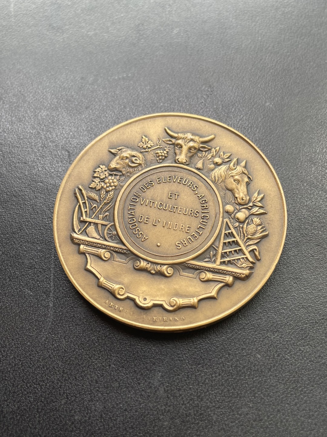 欧洲章牌-拍卖第25场 GALLO～法国葡萄种植协会铜章 直径：50 mm