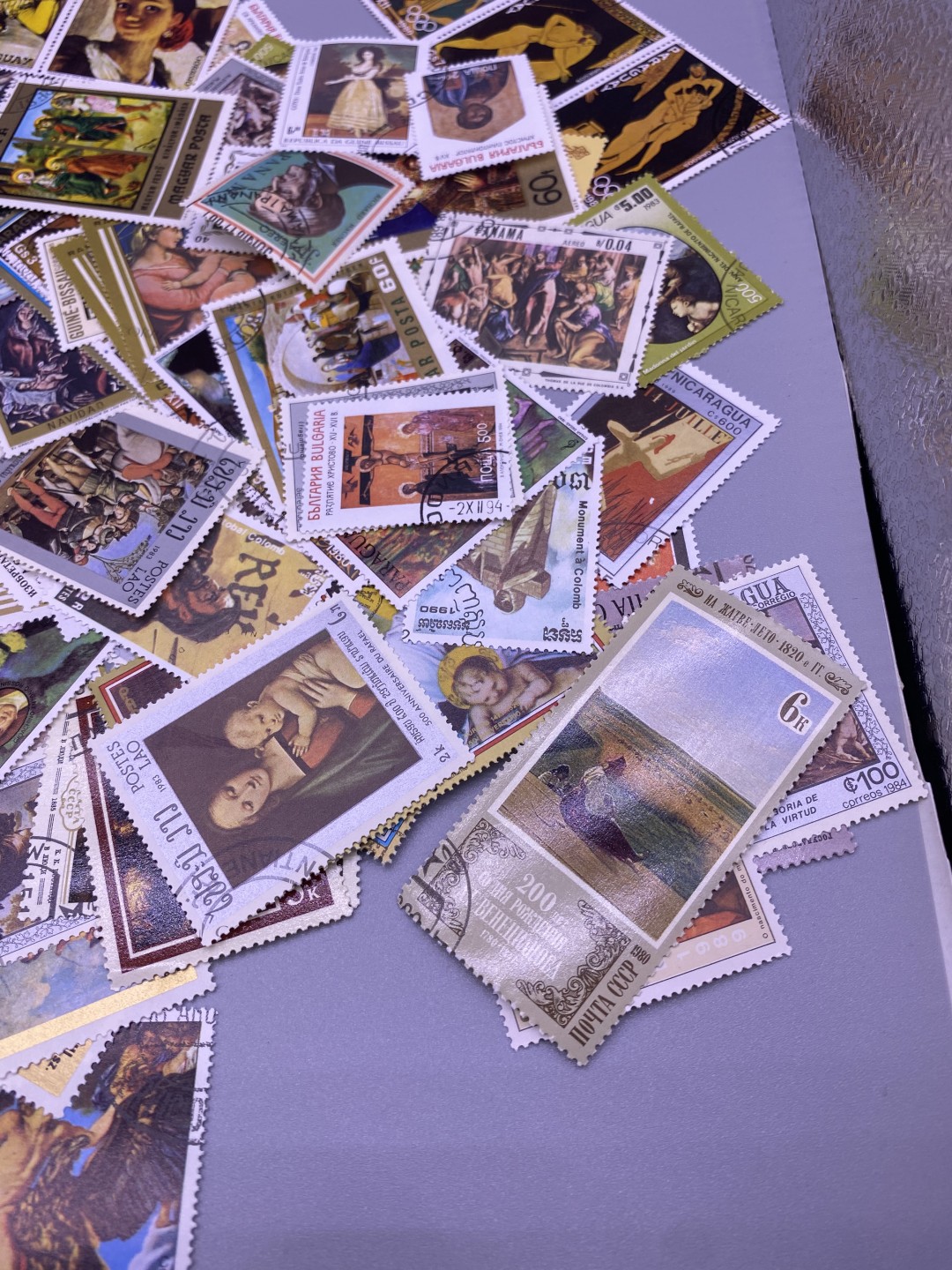 人体油画邮票210张，品相如图，500包快递