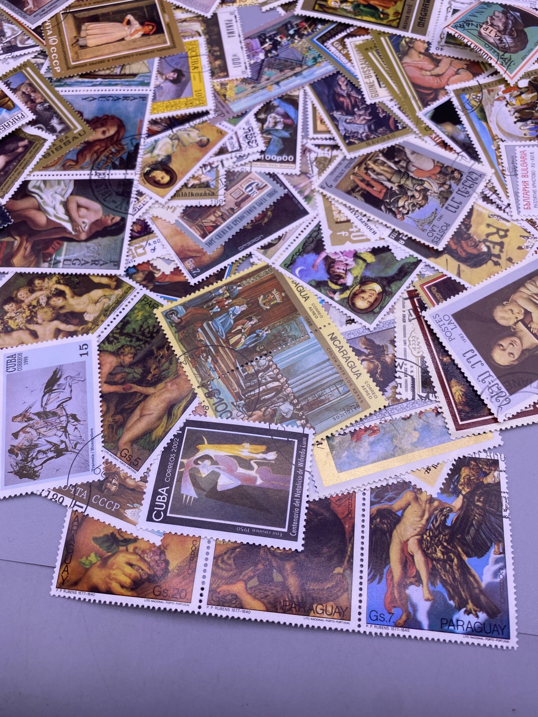 人体油画邮票210张，品相如图，500包快递