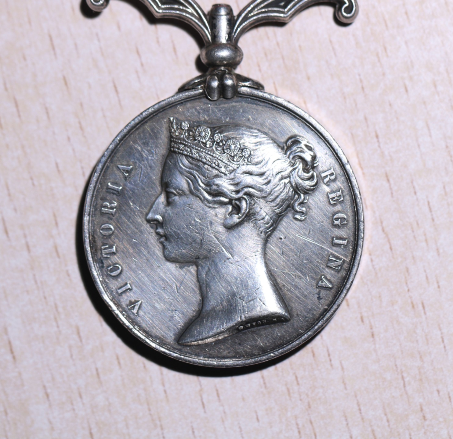 大猫徽章拍卖第227期 勿忘国耻 英国第二次鸦片战争奖章，带广东1857勋条 大沽口1858勋条