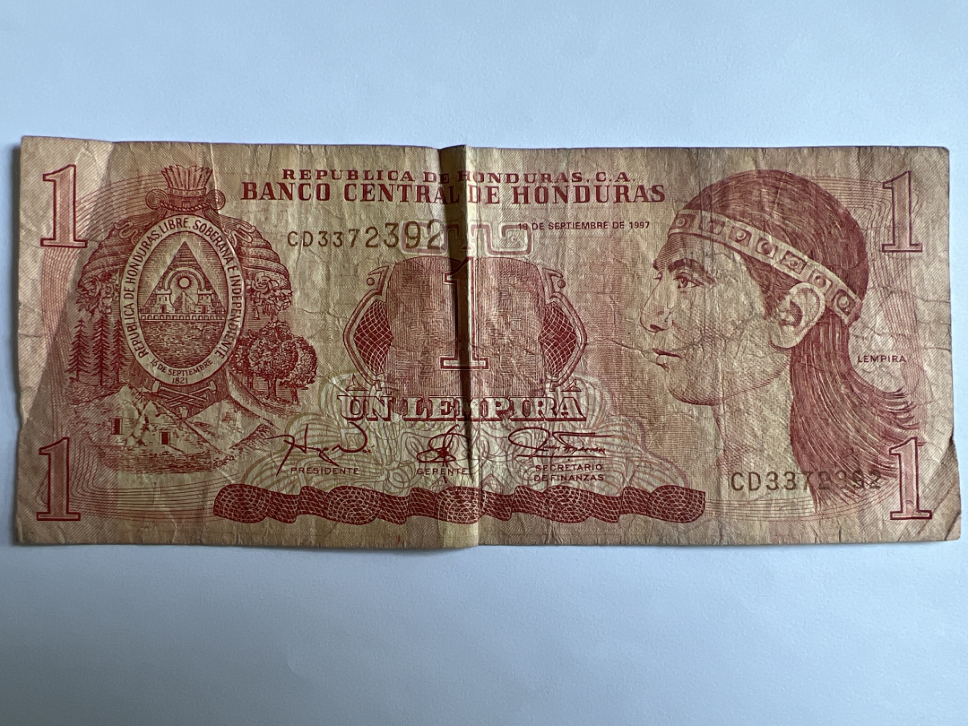 泡泡堂微拍第195幕纸币捡漏可累计专场👿👿，累计满二十元包邮，接受代拍业务 洪都拉斯1伦皮拉