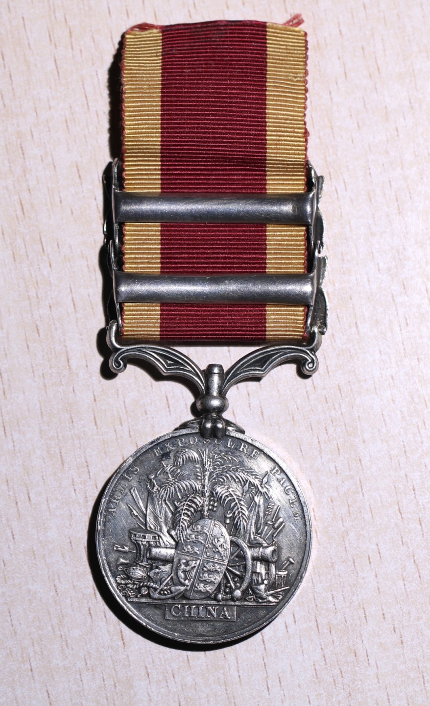 大猫徽章拍卖第227期 勿忘国耻 英国第二次鸦片战争奖章，带广东1857勋条 大沽口1858勋条