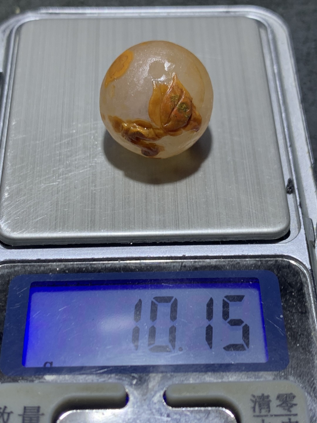 亚光冰飘战国红玛瑙手工雕刻一品清莲珠子一个，