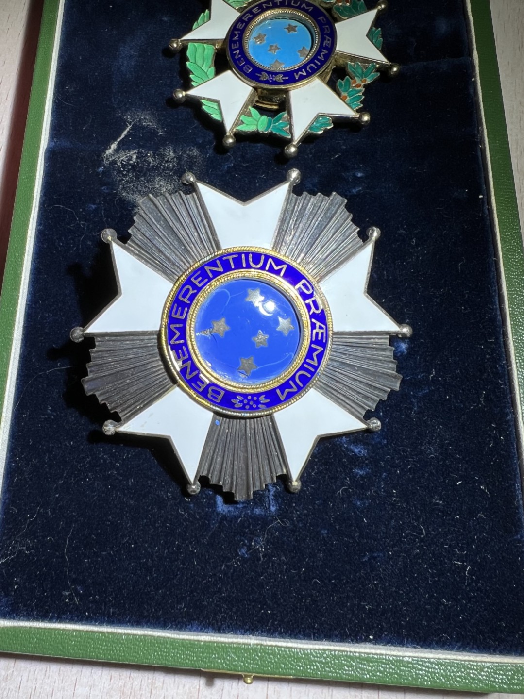 大猫徽章拍卖第227期 巴西🇧🇷大指挥官级南十字勋章 银质 珐琅有剥皮