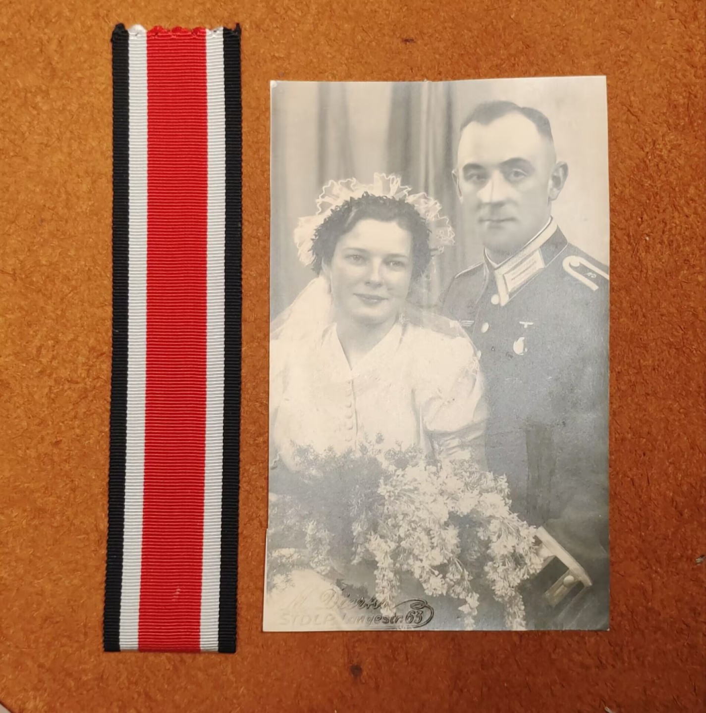 老威廉第二次麦稀奇拍卖 德三军官结婚照片带超长好品德三二级铁十字绶带