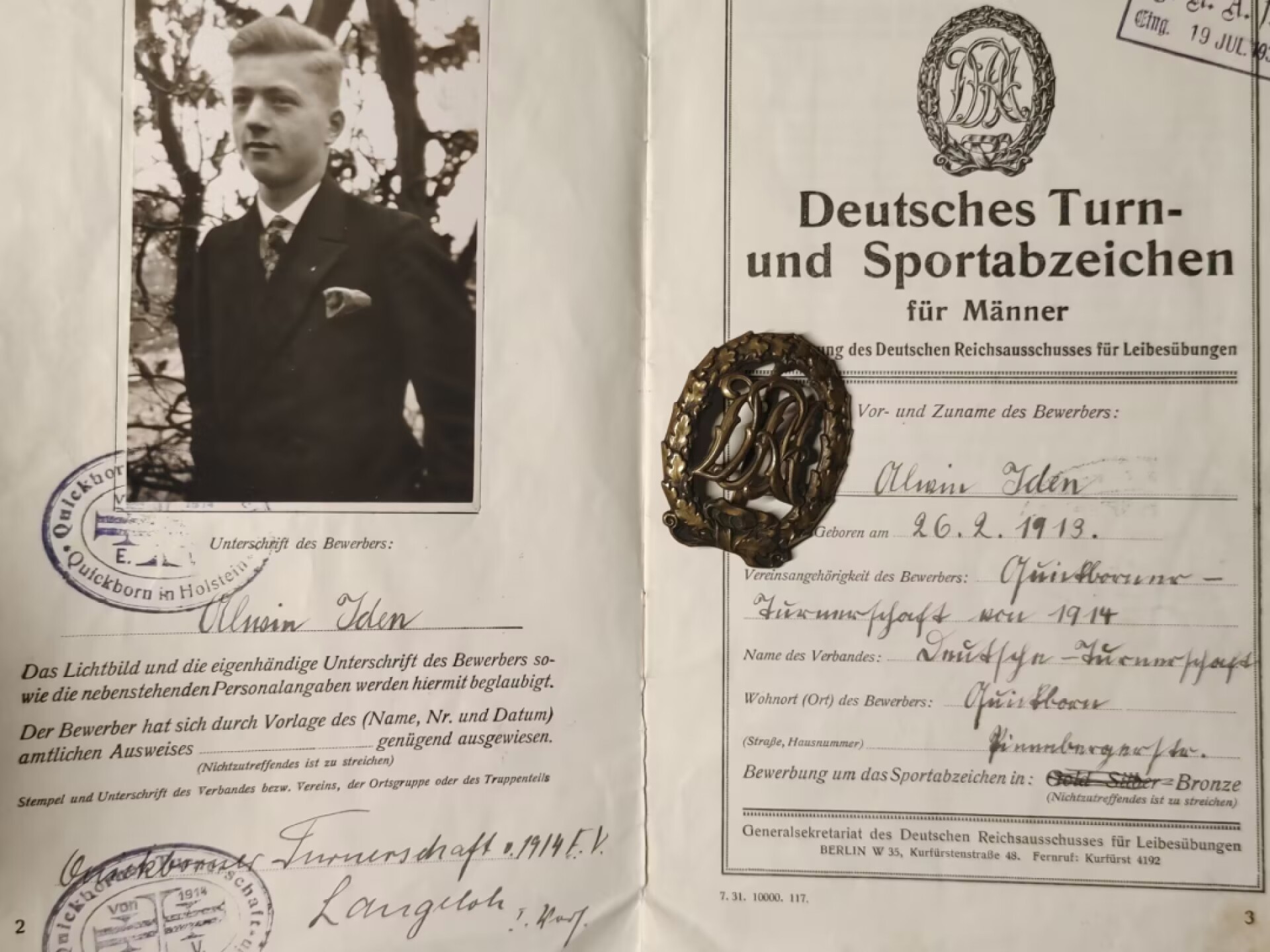 老威廉第二次麦稀奇拍卖 德国魏玛时期铜体能证章带原证书 背带厂标H.WERNSTEIN JEN。证书带得主个人照片，少见